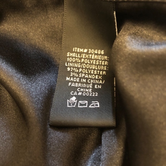 NWOT Black lace lined small skirt - Picture 4 of 4